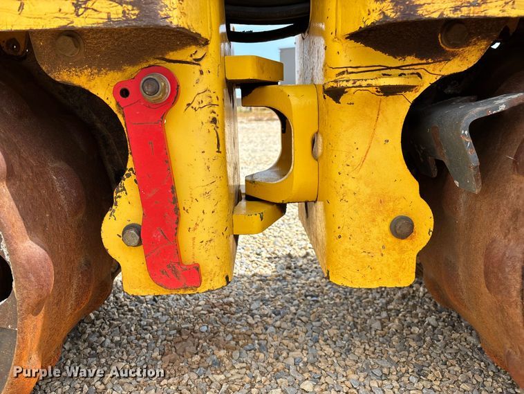 image for item EN5592 2012 Bomag BMP 8500 trench compactor