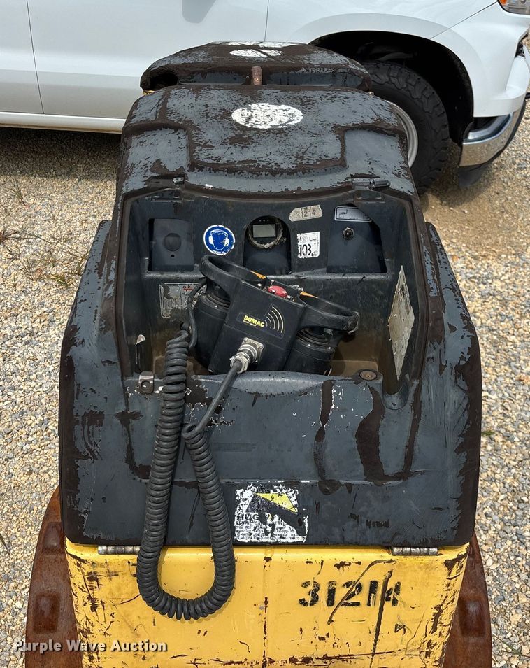 image for item EN5592 2012 Bomag BMP 8500 trench compactor