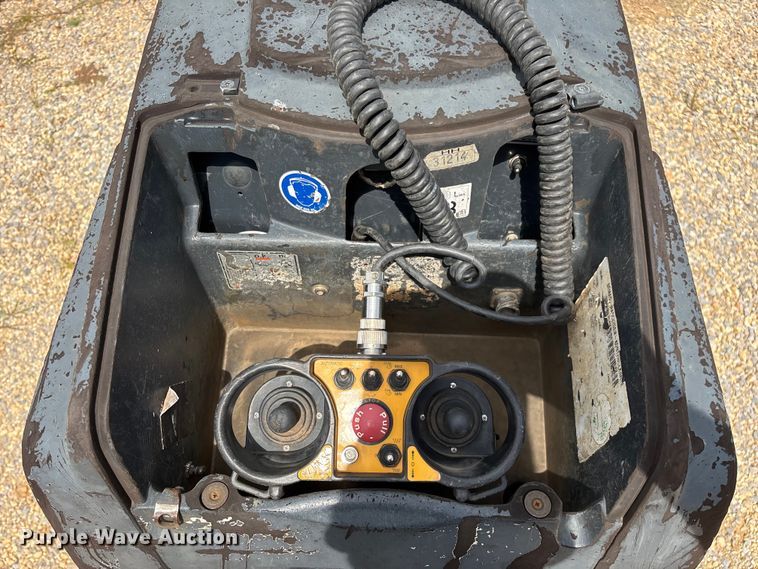 image for item EN5592 2012 Bomag BMP 8500 trench compactor