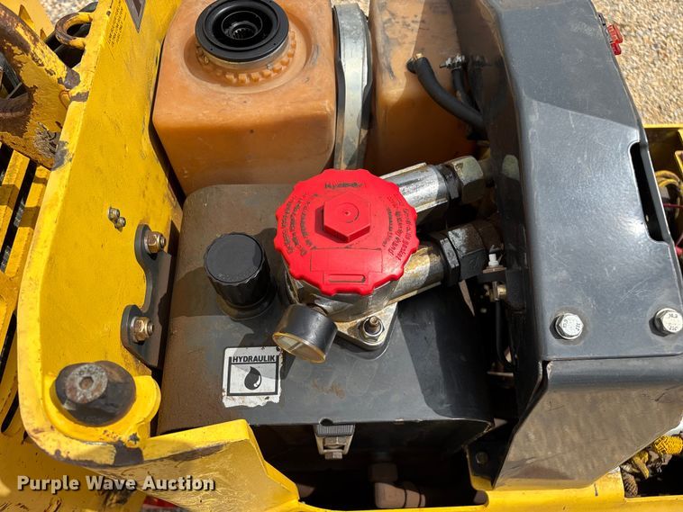 image for item EN5592 2012 Bomag BMP 8500 trench compactor