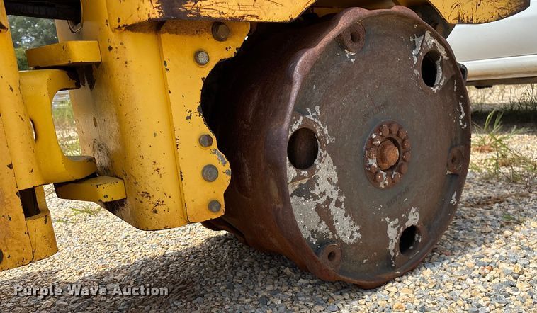 image for item EN5592 2012 Bomag BMP 8500 trench compactor