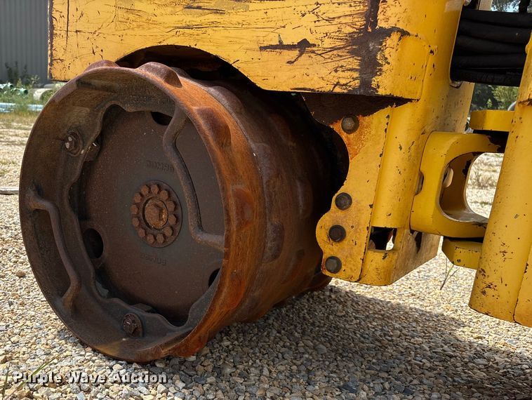 image for item EN5592 2012 Bomag BMP 8500 trench compactor