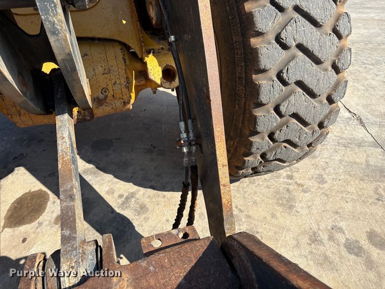 image for item EN5595 2014 John Deere 544K wheel loader