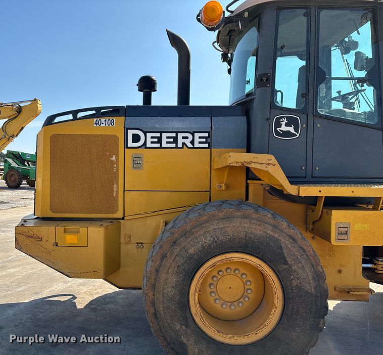 image for item EN5595 2014 John Deere 544K wheel loader