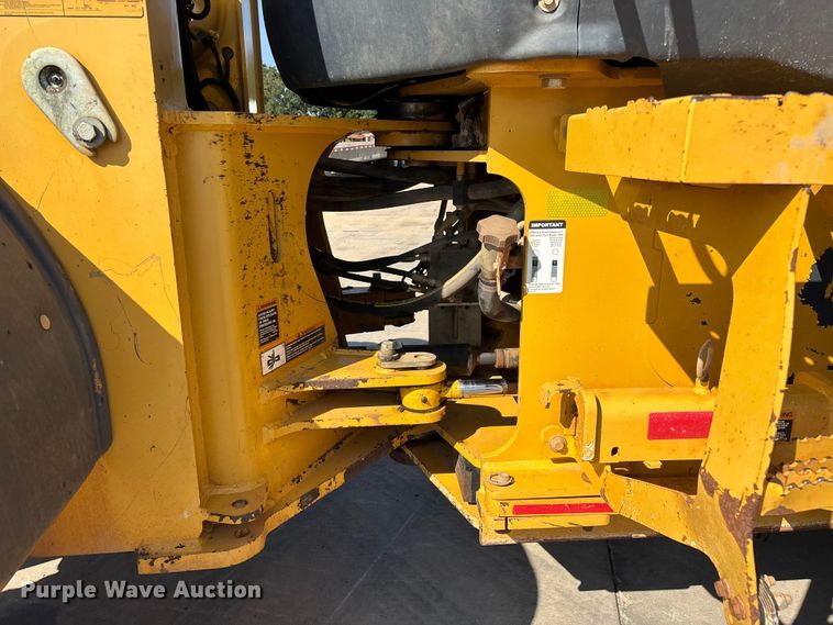 image for item EN5595 2014 John Deere 544K wheel loader