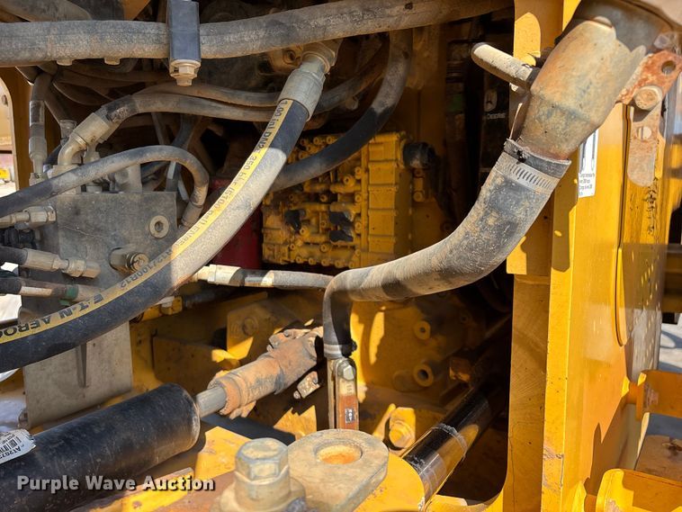 image for item EN5595 2014 John Deere 544K wheel loader