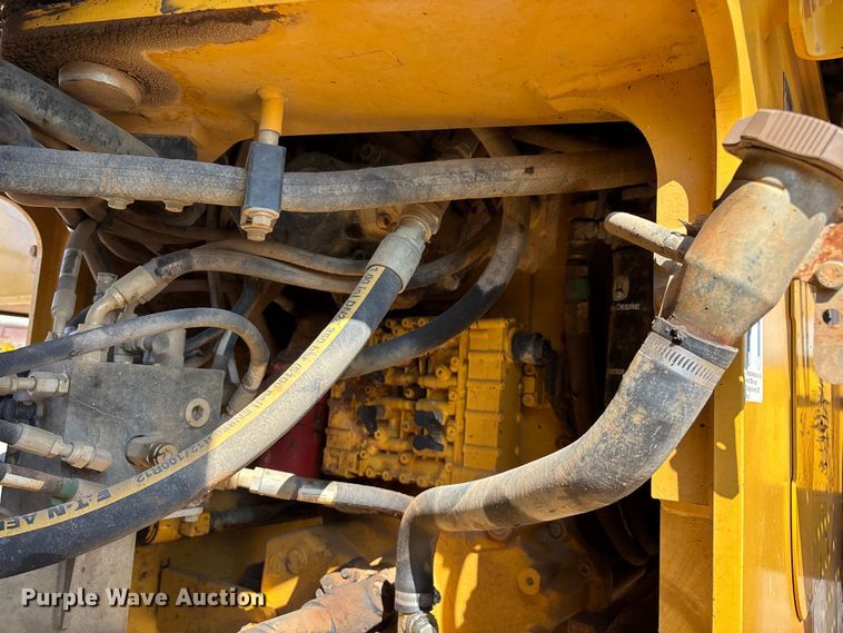 image for item EN5595 2014 John Deere 544K wheel loader