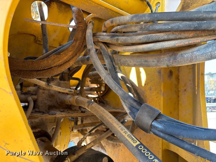 image for item EN5595 2014 John Deere 544K wheel loader