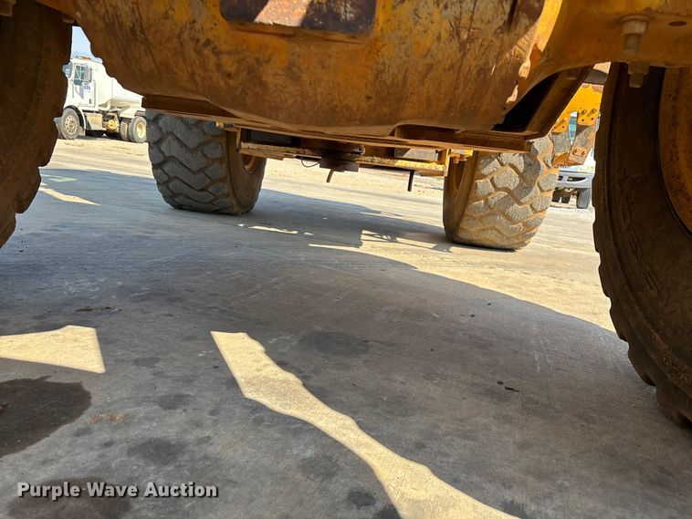 image for item EN5595 2014 John Deere 544K wheel loader