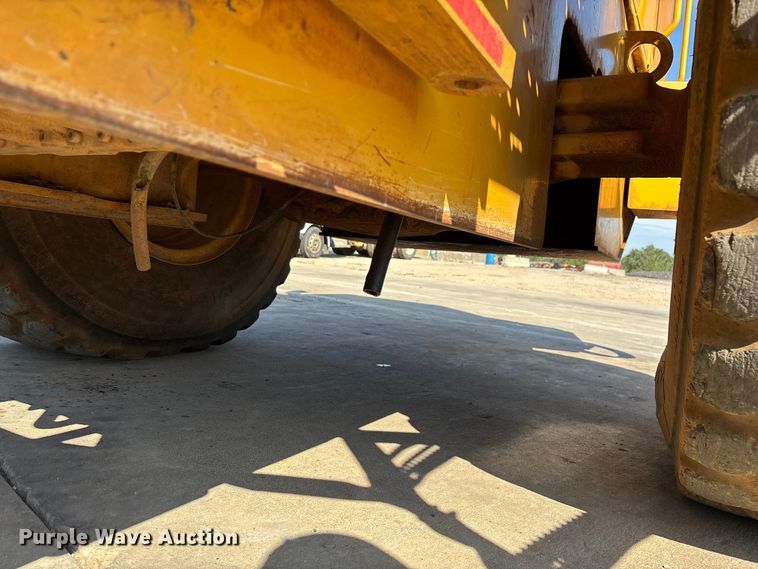 image for item EN5595 2014 John Deere 544K wheel loader