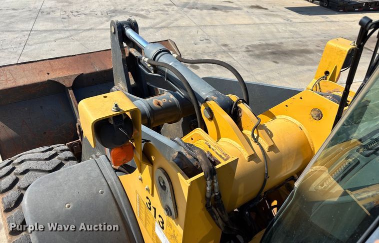 image for item EN5595 2014 John Deere 544K wheel loader