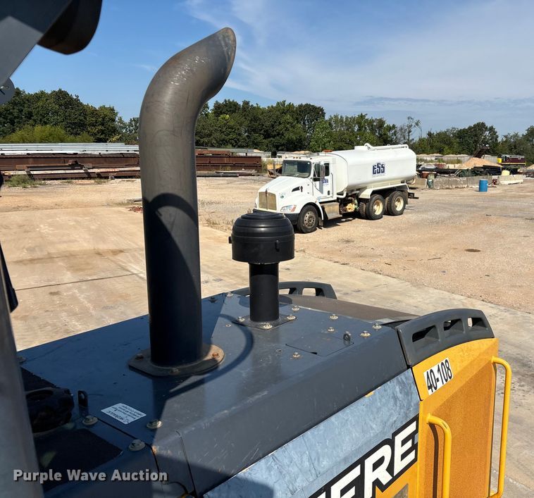 image for item EN5595 2014 John Deere 544K wheel loader