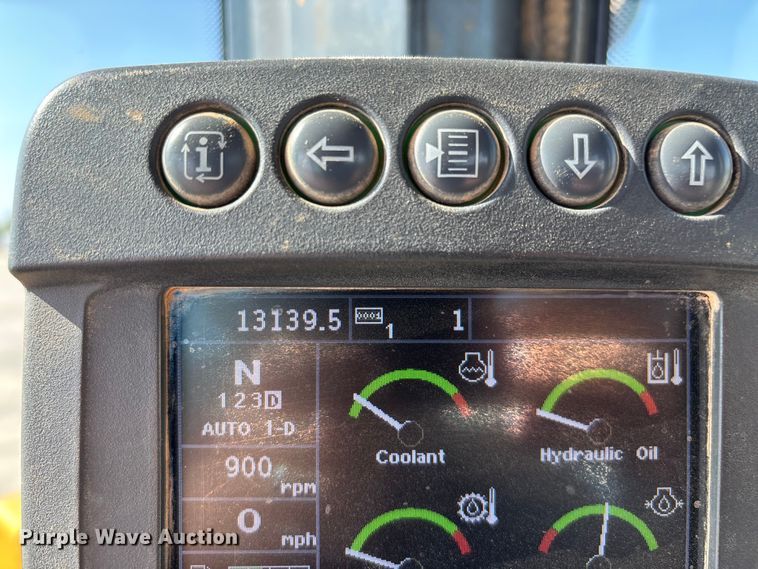 image for item EN5595 2014 John Deere 544K wheel loader