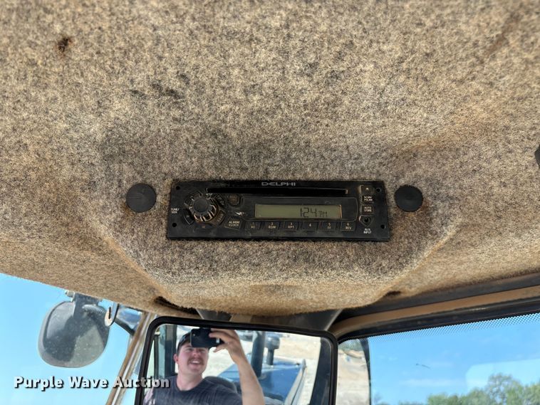 image for item EN5595 2014 John Deere 544K wheel loader