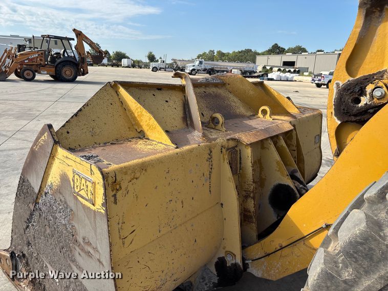 image for item EN5597 2012 Caterpillar 966K wheel loader