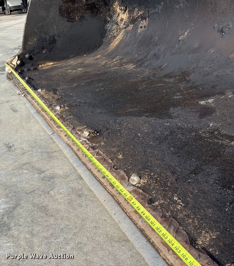 image for item EN5597 2012 Caterpillar 966K wheel loader