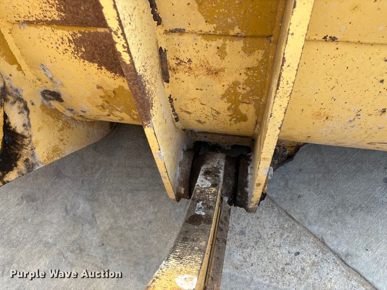 image for item EN5597 2012 Caterpillar 966K wheel loader