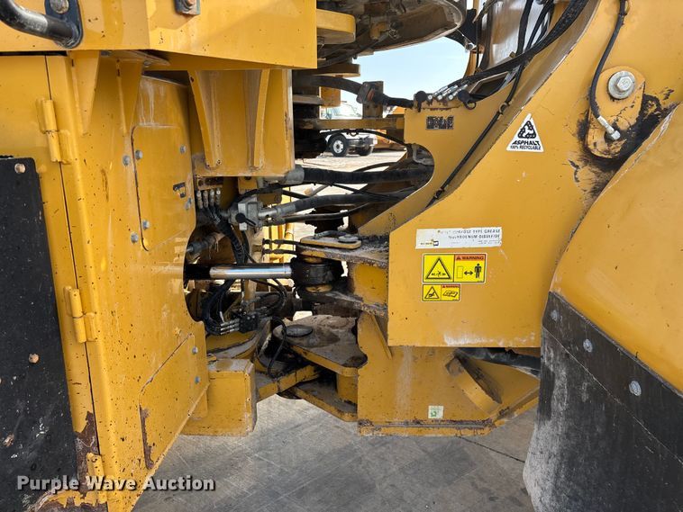image for item EN5597 2012 Caterpillar 966K wheel loader