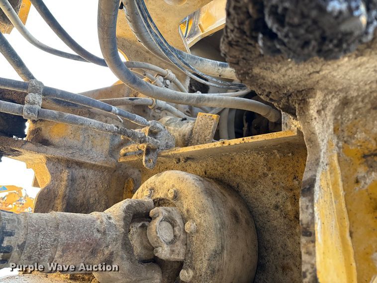 image for item EN5597 2012 Caterpillar 966K wheel loader