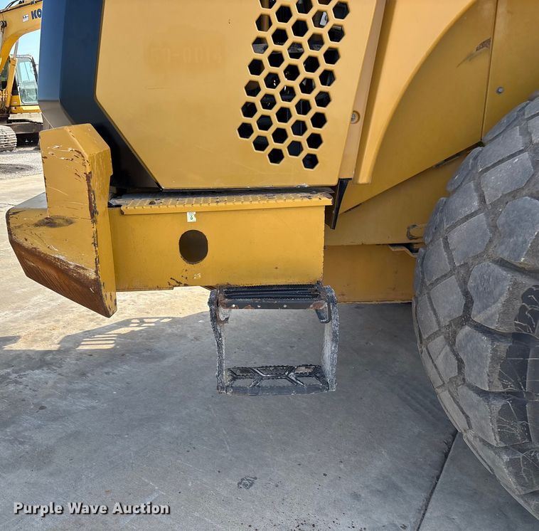 image for item EN5597 2012 Caterpillar 966K wheel loader