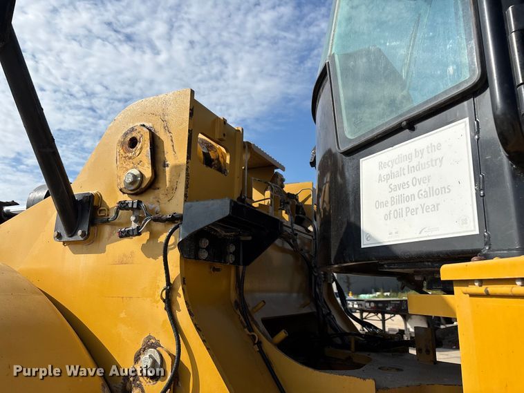 image for item EN5597 2012 Caterpillar 966K wheel loader