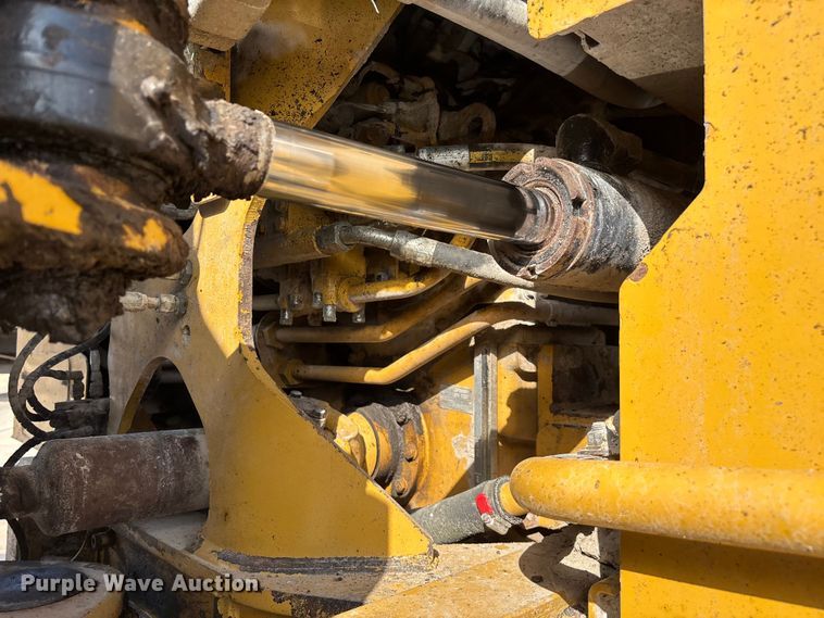 image for item EN5597 2012 Caterpillar 966K wheel loader