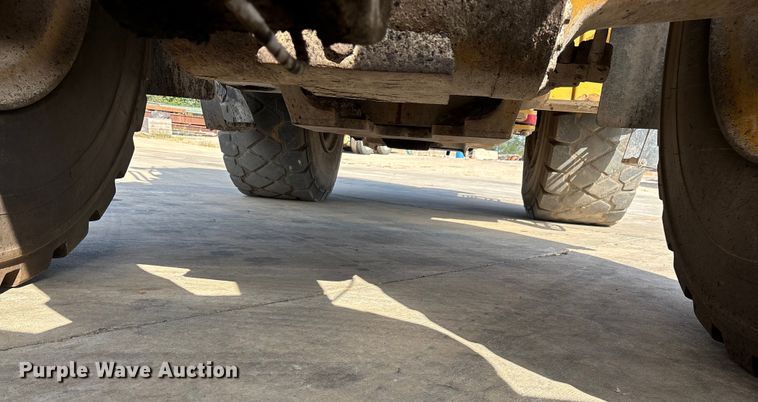 image for item EN5597 2012 Caterpillar 966K wheel loader