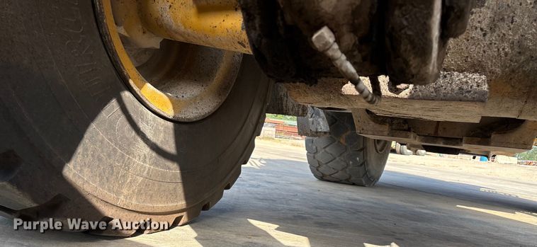 image for item EN5597 2012 Caterpillar 966K wheel loader