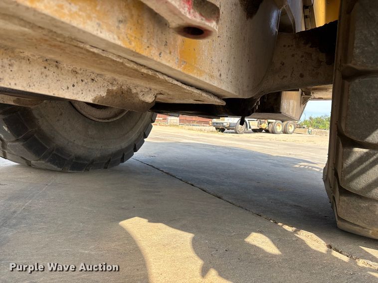 image for item EN5597 2012 Caterpillar 966K wheel loader