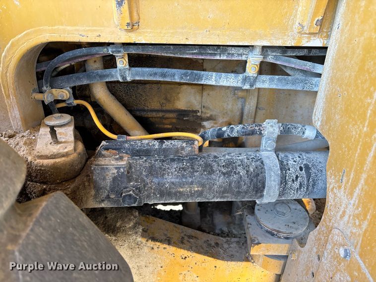 image for item EN5597 2012 Caterpillar 966K wheel loader