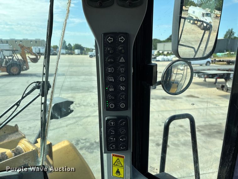 image for item EN5597 2012 Caterpillar 966K wheel loader