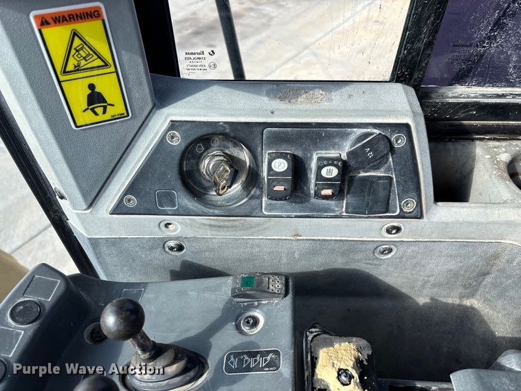 image for item EN5597 2012 Caterpillar 966K wheel loader