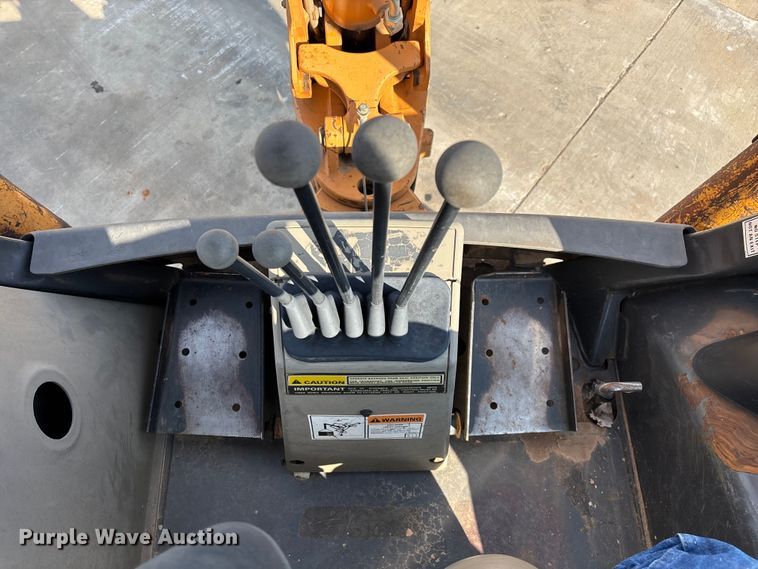 image for item EN5598 2007 Case 580 Super M Series 2 backhoe