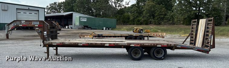 image for item EN5615 2004 Elite equipment trailer