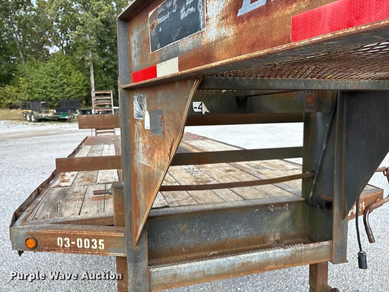 image for item EN5615 2004 Elite equipment trailer