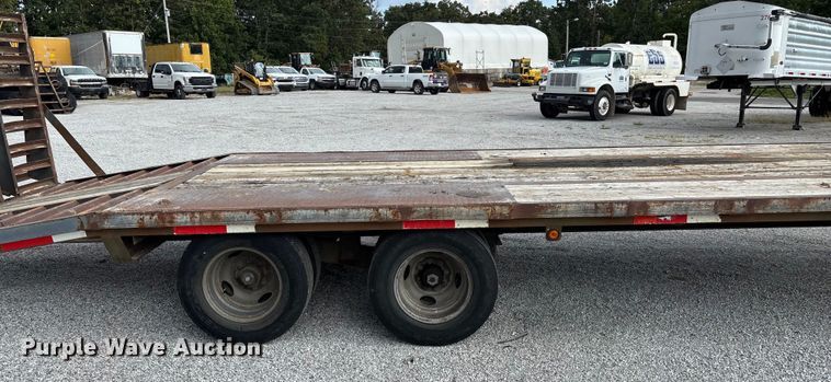 image for item EN5615 2004 Elite equipment trailer