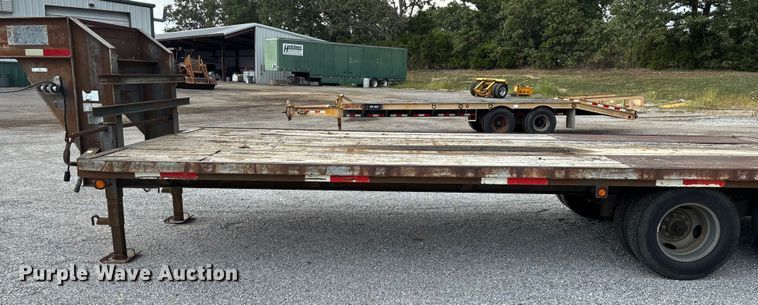 image for item EN5615 2004 Elite equipment trailer