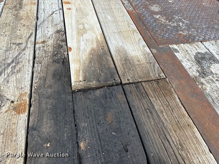 image for item EN5615 2004 Elite equipment trailer