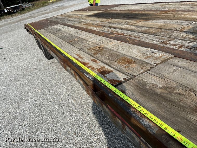 image for item EN5615 2004 Elite equipment trailer