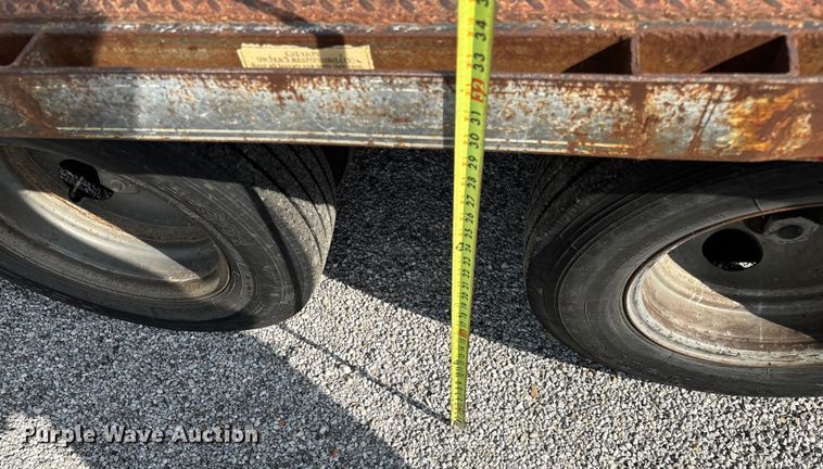 image for item EN5615 2004 Elite equipment trailer