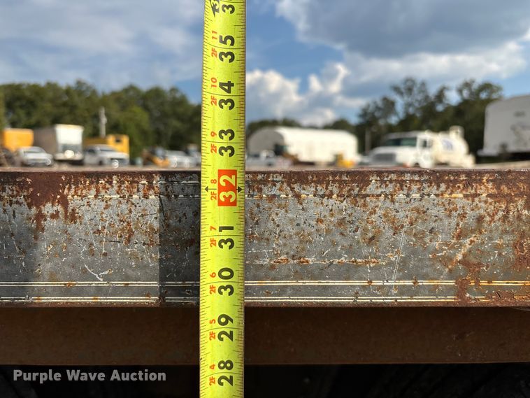 image for item EN5615 2004 Elite equipment trailer