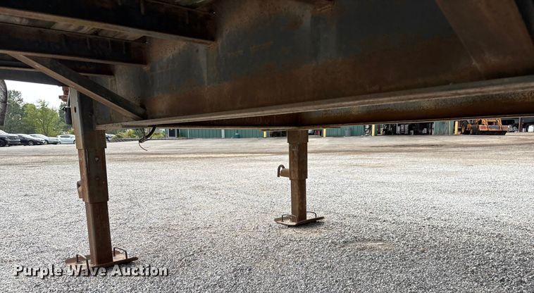 image for item EN5615 2004 Elite equipment trailer