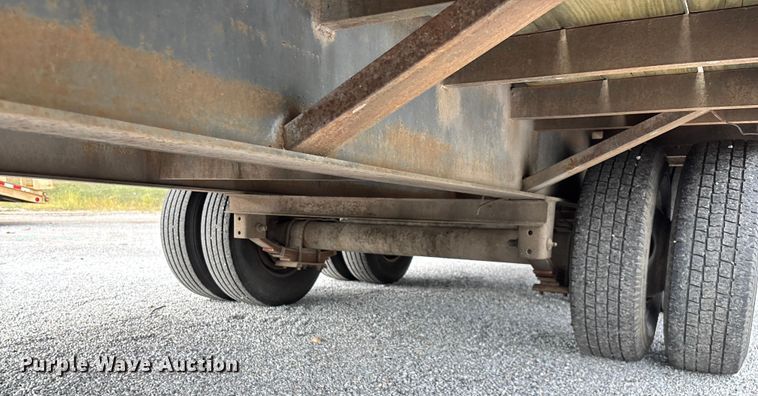 image for item EN5615 2004 Elite equipment trailer