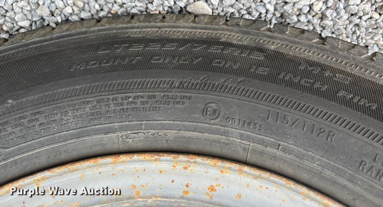 image for item EN5615 2004 Elite equipment trailer