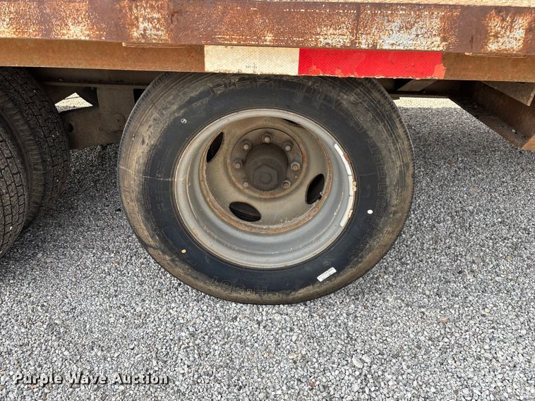 image for item EN5615 2004 Elite equipment trailer