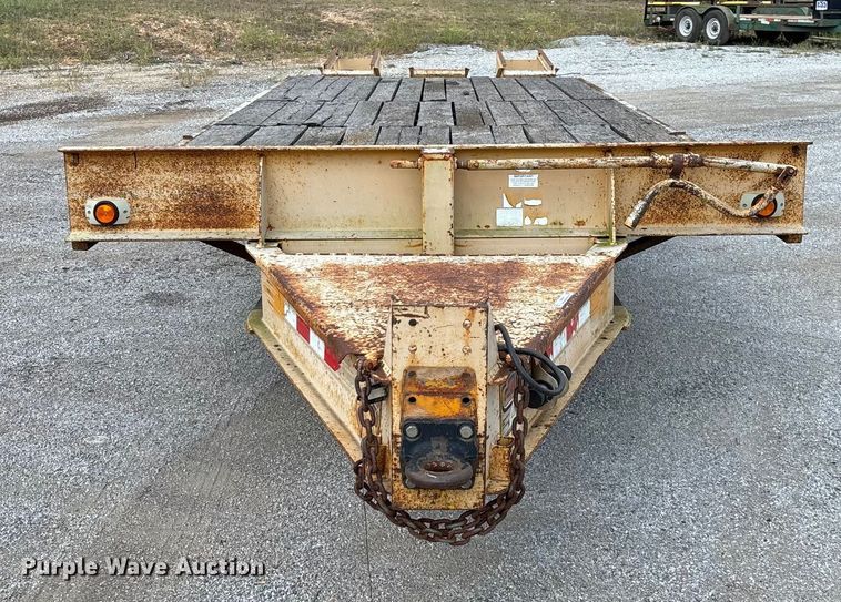 image for item EN5616 2005 Holden Industries HCZ20KT equipment trailer