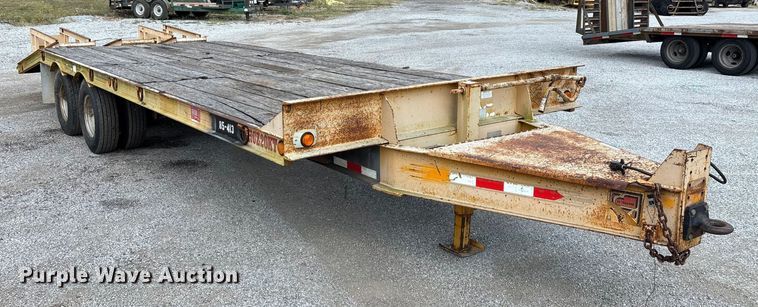 image for item EN5616 2005 Holden Industries HCZ20KT equipment trailer