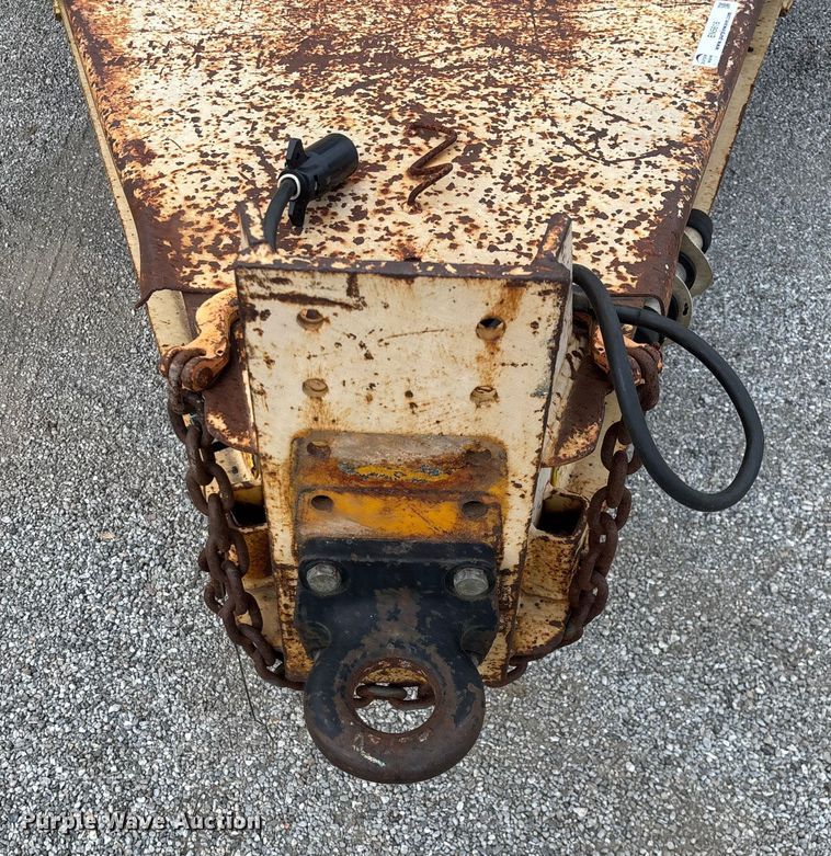 image for item EN5616 2005 Holden Industries HCZ20KT equipment trailer