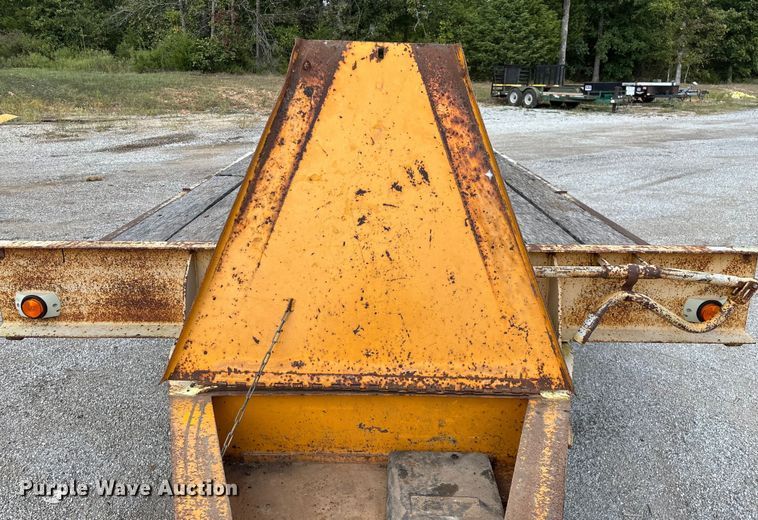 image for item EN5616 2005 Holden Industries HCZ20KT equipment trailer