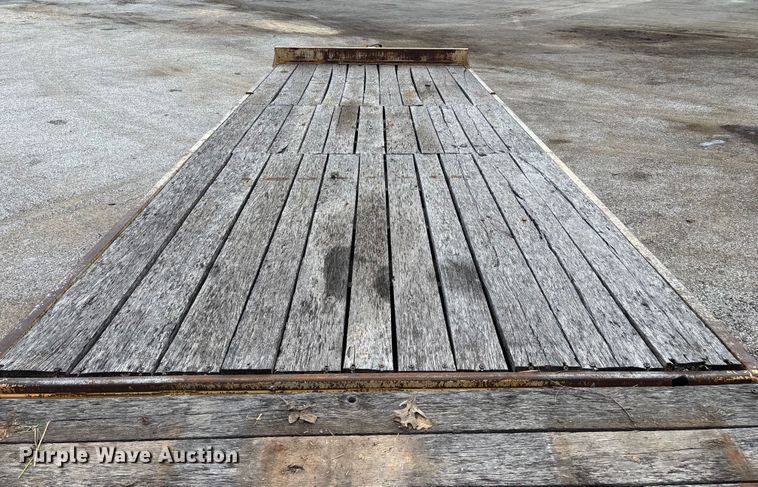 image for item EN5616 2005 Holden Industries HCZ20KT equipment trailer